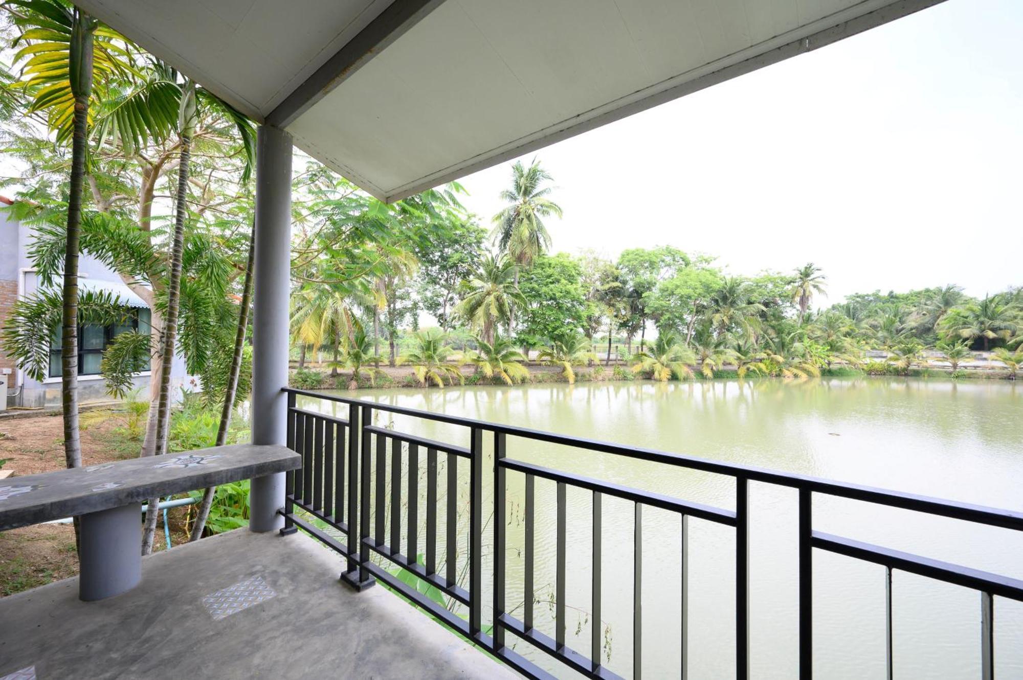 Busaya Resort & Cuisine Nakhon Pathom Camera foto
